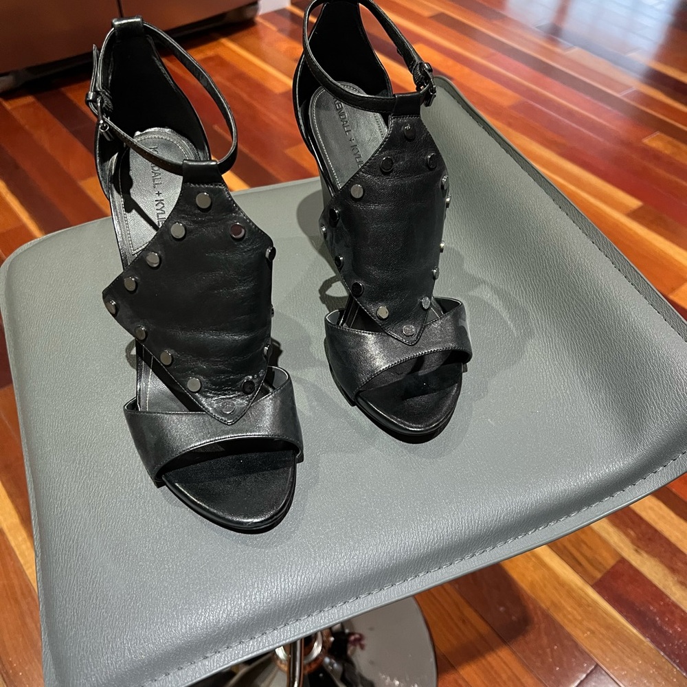 Kendall & Kylie sandals